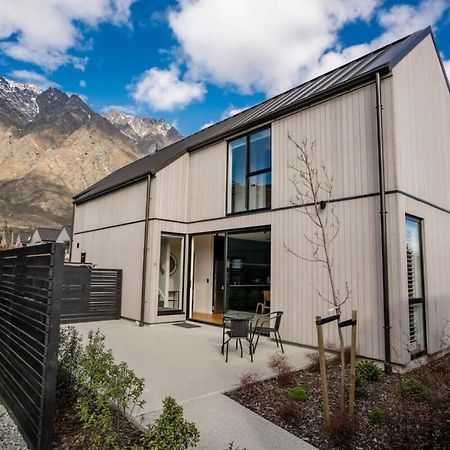 קווינסטאון Nestled Below The Remarkables מראה חיצוני תמונה