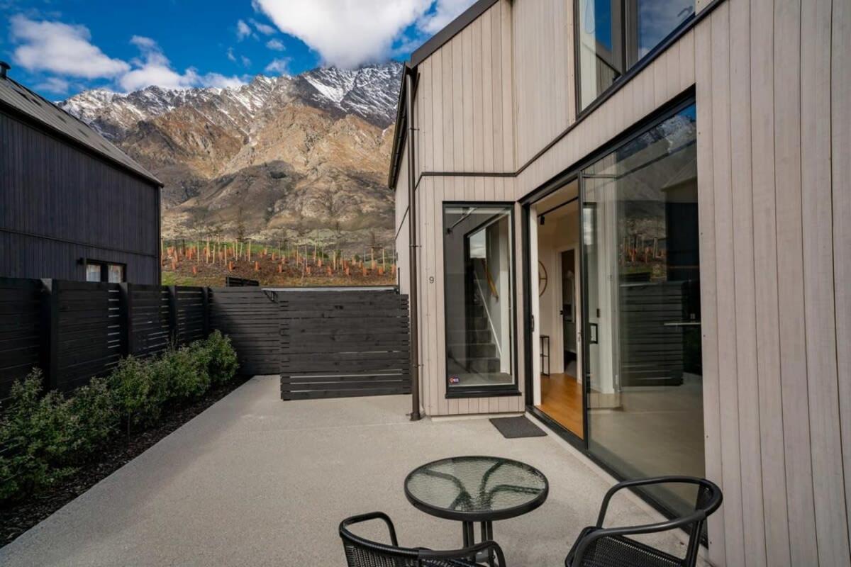 קווינסטאון Nestled Below The Remarkables מראה חיצוני תמונה
